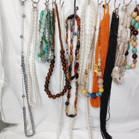 Long Necklace Bundle Lot 1 - Picture 8 of 9